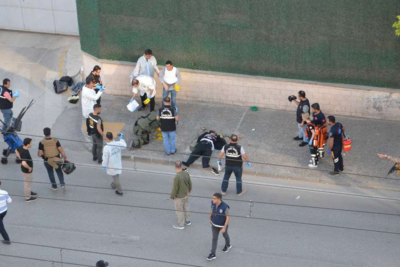 Gaziantep'te "sahte bomba düzeneği" taşıyan kişi tutuklandı Gaziantep'te "sahte bomba düzeneği" taşıyan kişi tutuklandı